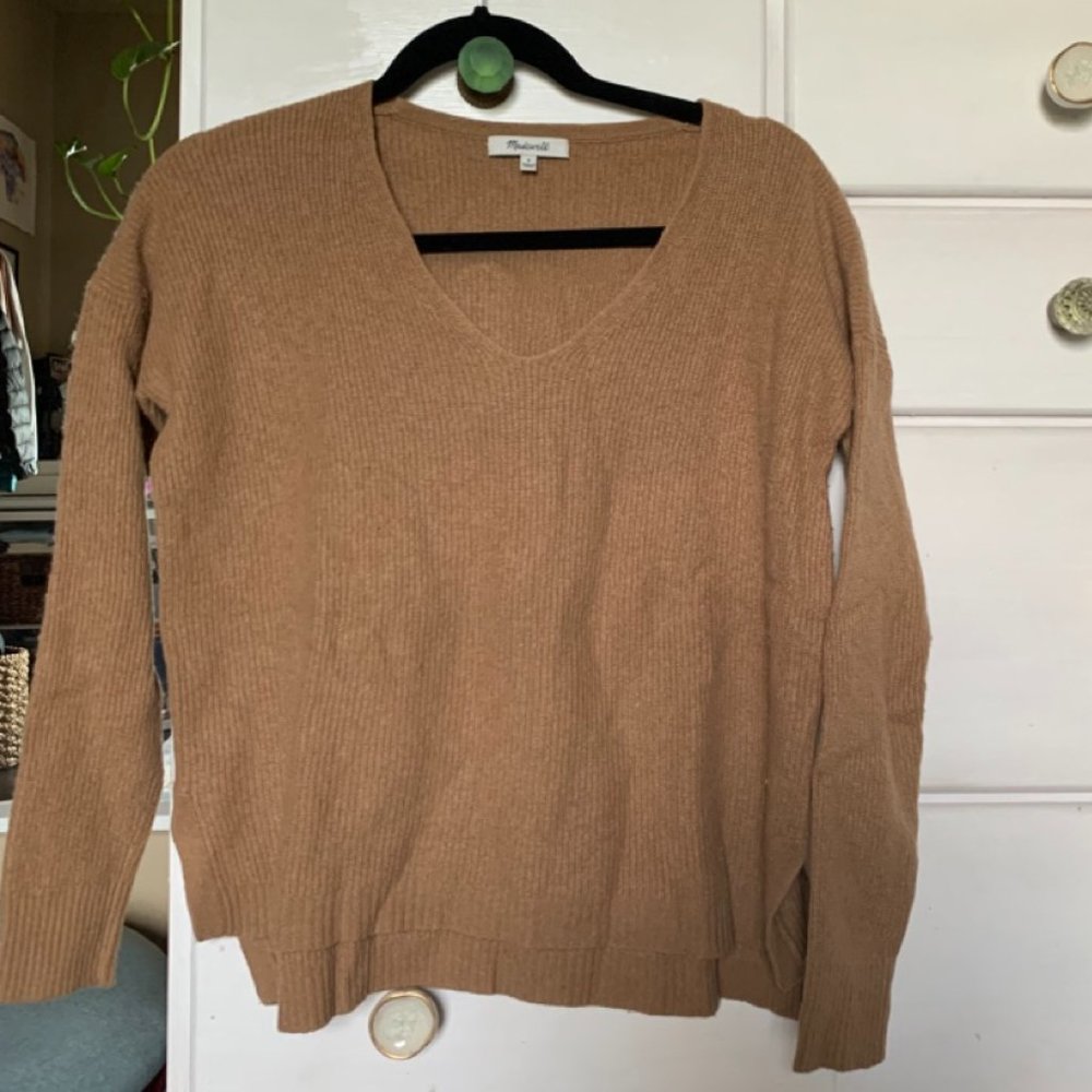 Madewell Camel Merino Wool V-Neck Sweater